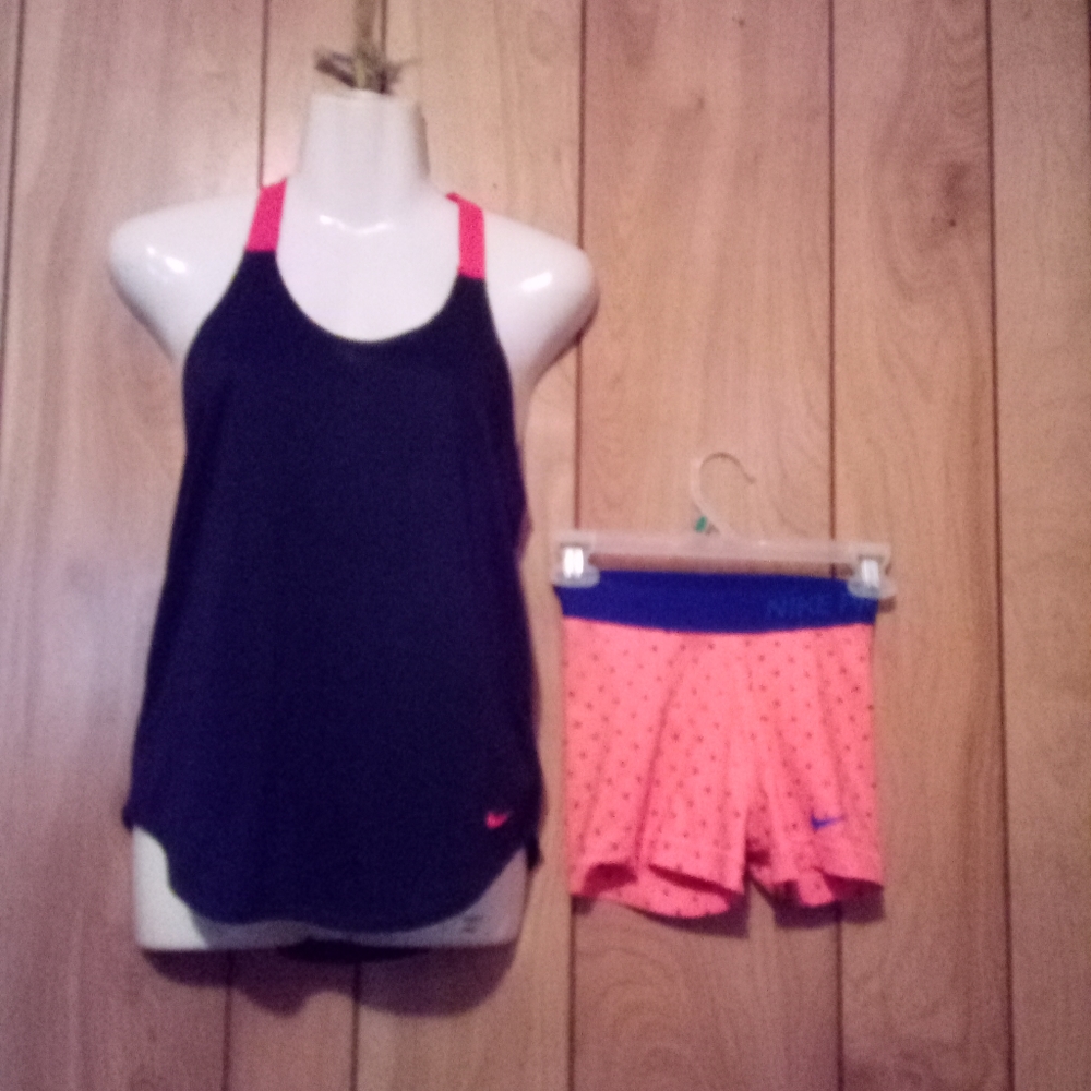Nike drifit top and shorts